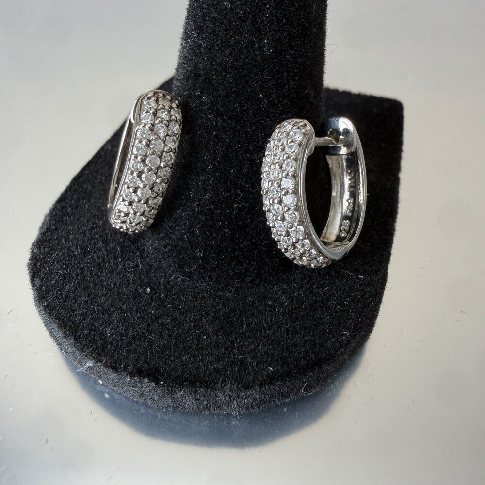 Giani Bernini CZ Pavé Small Huggie Hoop Earrings Sterling Silver BRAND NEW .925